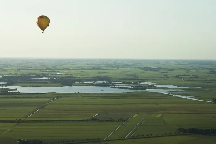 Framed Print : Friesland. Luchtfoto van hete lucht ballon; Aerial photo of hot air balloon