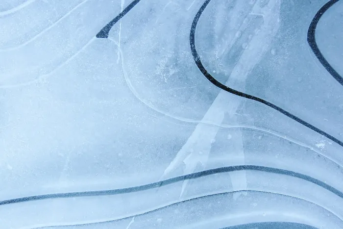 Framed Print : IJs, Ice. Luchtbellen onder ijs, Air bubbles under ice