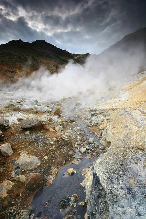 Framed Print : Krysuvik. Vulkanisch actief gebied bij Krysuvik; Geothermal area at Krysuvik