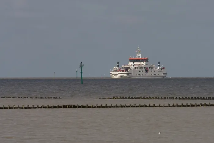 Framed Print : Veerboot, Ferry
