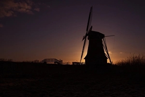 Hempensermeerpolder Prints: Dutch windmill