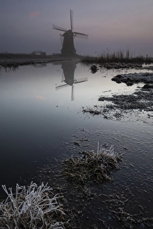 Hempensermeerpolder Prints: Dutch windmill