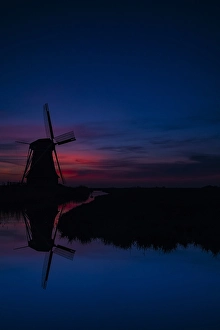 Hempensermeerpolder Prints: Dutch windmill