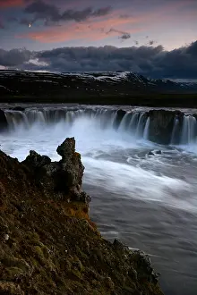 Images Dated 31st May 2009: Godafoss