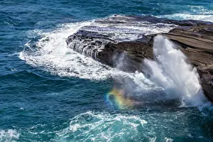 Images Dated 7th March 2019: Landscape of waves