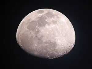 Angola Prints: Maan, Moon