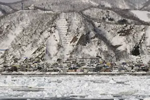 Images Dated 23rd February 2008: Sight on Rausu