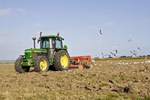 Images Dated 15th September 2007: Trekker, Tractor