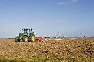 Images Dated 15th September 2007: Trekker, Tractor